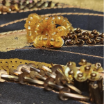 Broderie d’Art met Moniquenwerk